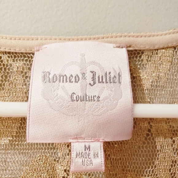 Romeo & Juliet Couture Gold Lace Top - Picture 2 of 7